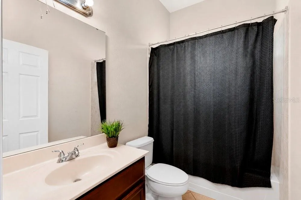 912 HIRE CIRCLE Ocoee, FL 34761