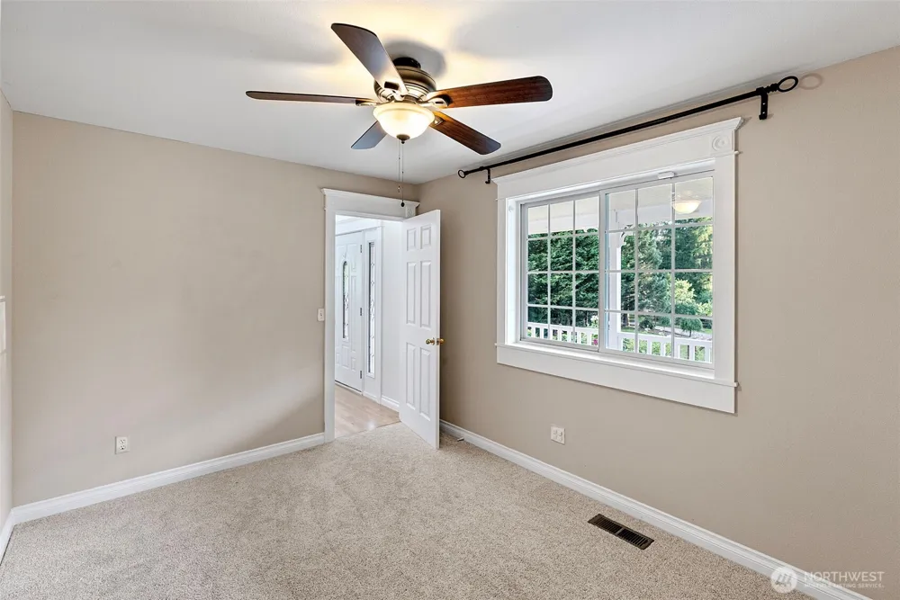 24810 Big Valley Road NE Poulsbo, WA 98370