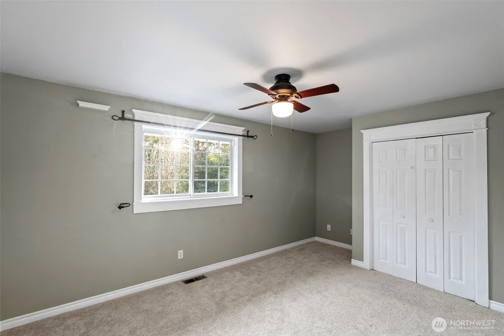 24810 Big Valley Road NE Poulsbo, WA 98370