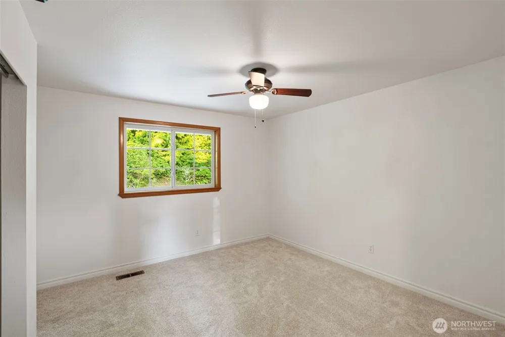 24810 Big Valley Road NE Poulsbo, WA 98370