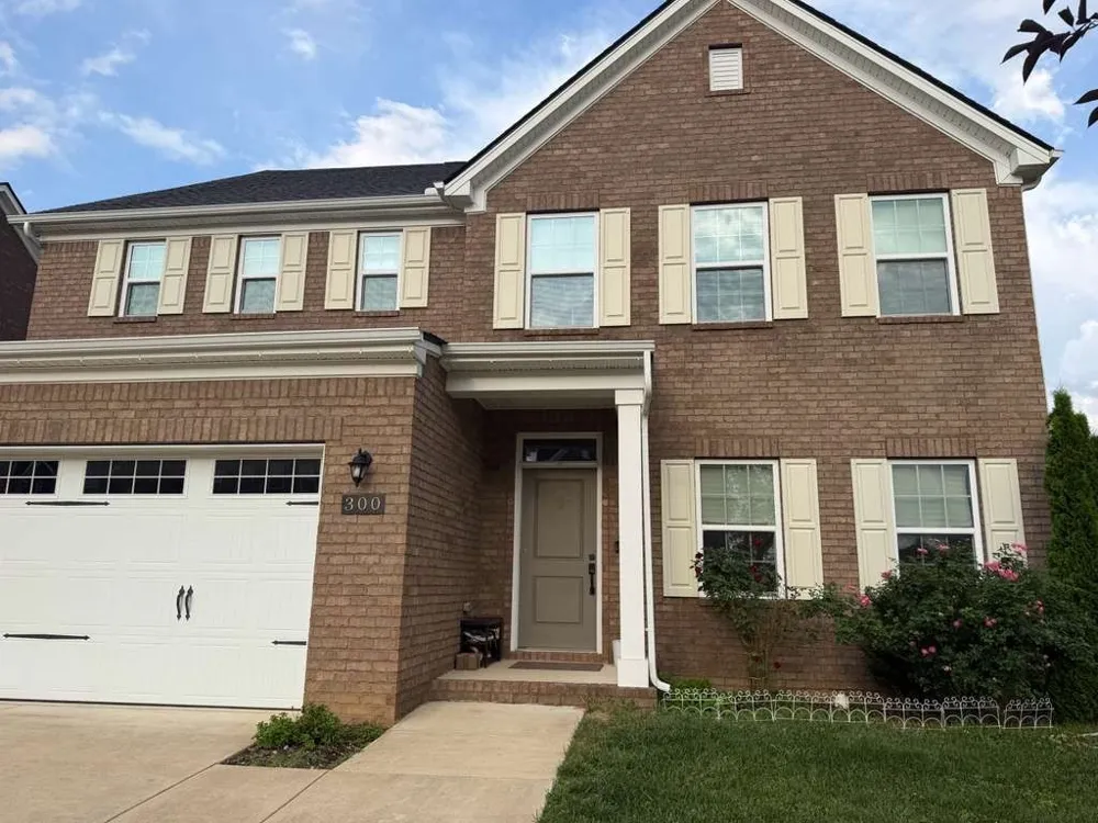 300 Finnegan Ct Spring Hill, TN 37174