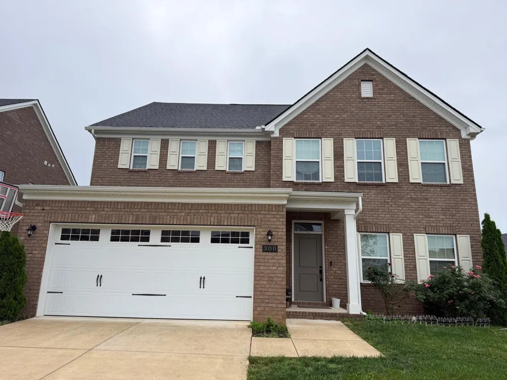 300 Finnegan Ct Spring Hill, TN 37174