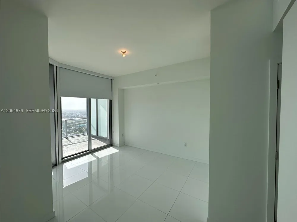 851 NE 1st Ave #4006 Miami, FL 33132