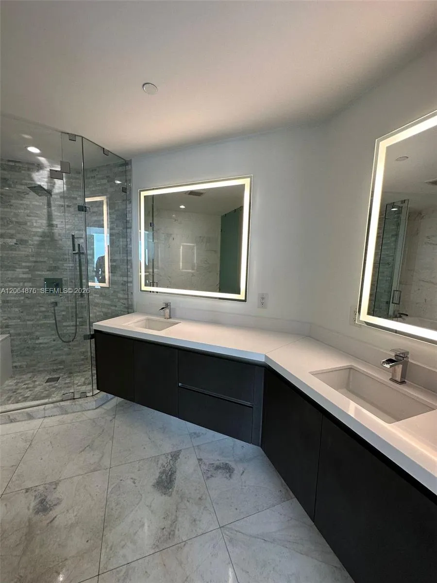 851 NE 1st Ave #4006 Miami, FL 33132