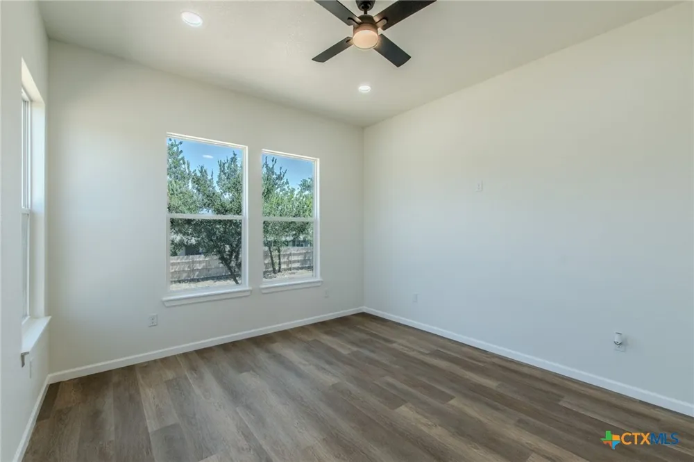 1307 Saint Louis Street Gatesville, TX 76528