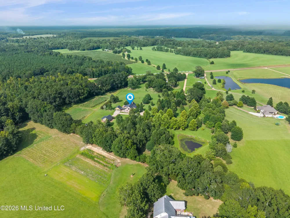 7912-a U.s. 98 Summit, MS 39666