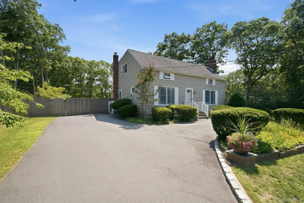 45 Norwood Road Hampton Bays, NY 11946