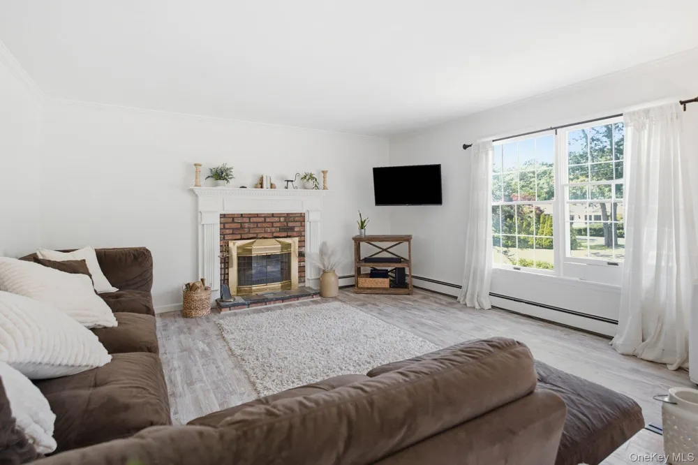 45 Norwood Road Hampton Bays, NY 11946