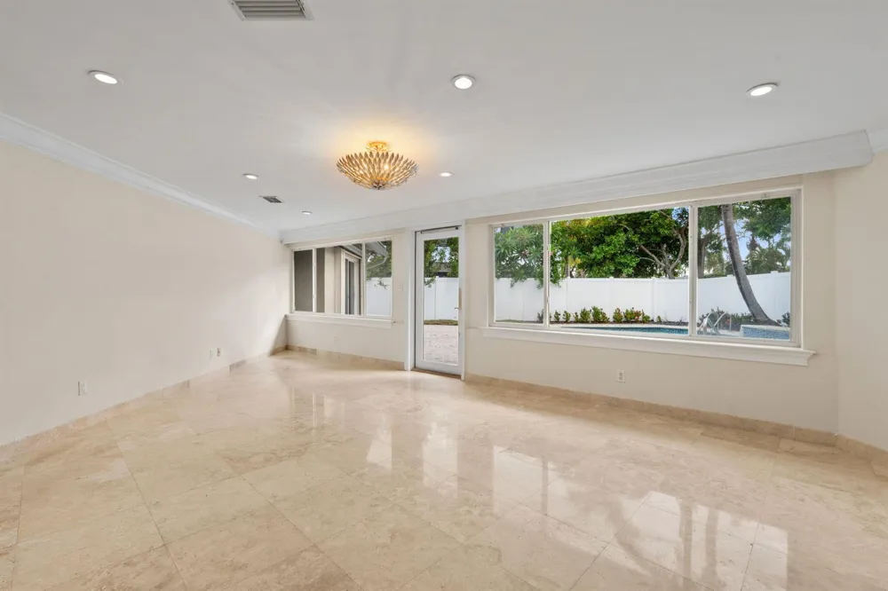 2729 NE 30TH STREET Lighthouse Point, FL 33064