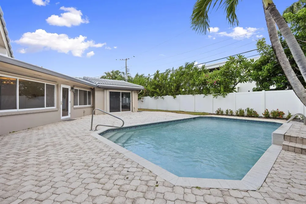 2729 NE 30TH STREET Lighthouse Point, FL 33064