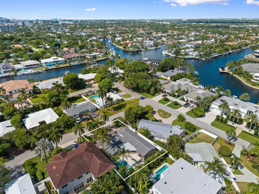 2729 NE 30TH STREET Lighthouse Point, FL 33064