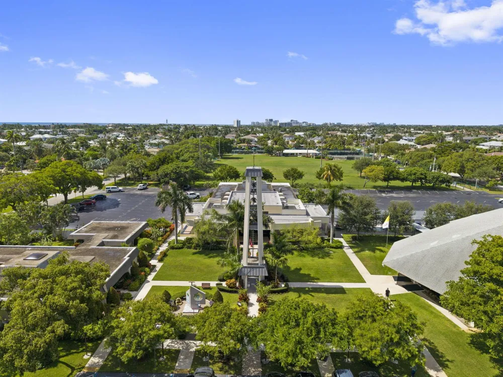 2729 NE 30TH STREET Lighthouse Point, FL 33064