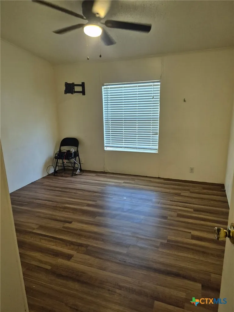 1120 Battle Lake Road Riesel, TX 76682