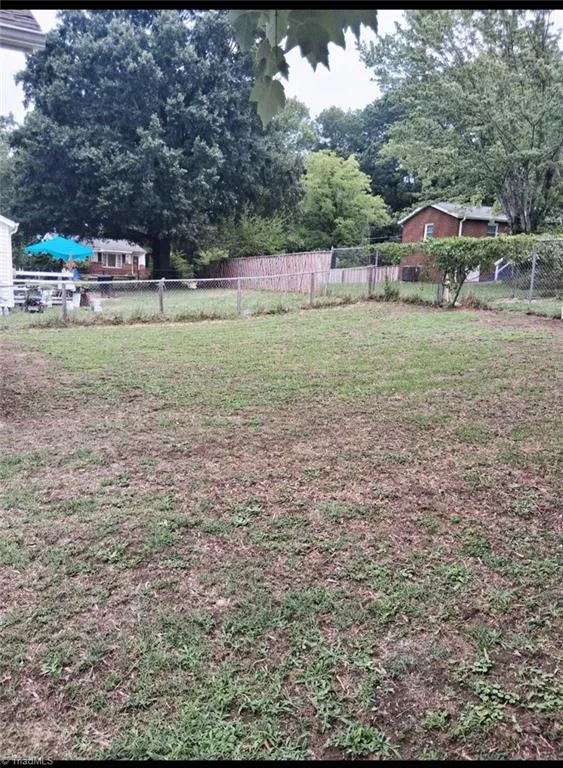 627 Dailey Street Burlington, NC 27217