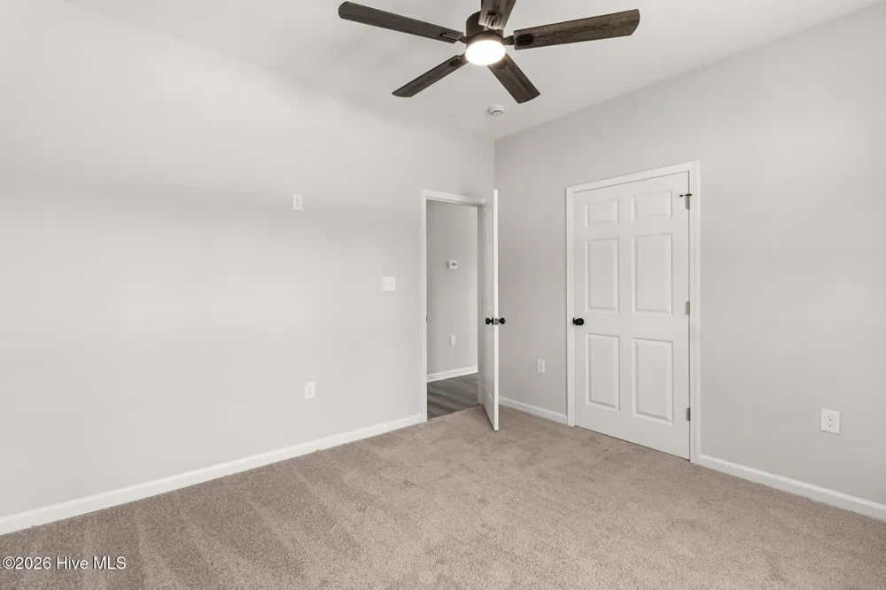 802 Holmes Street Clinton, NC 28328