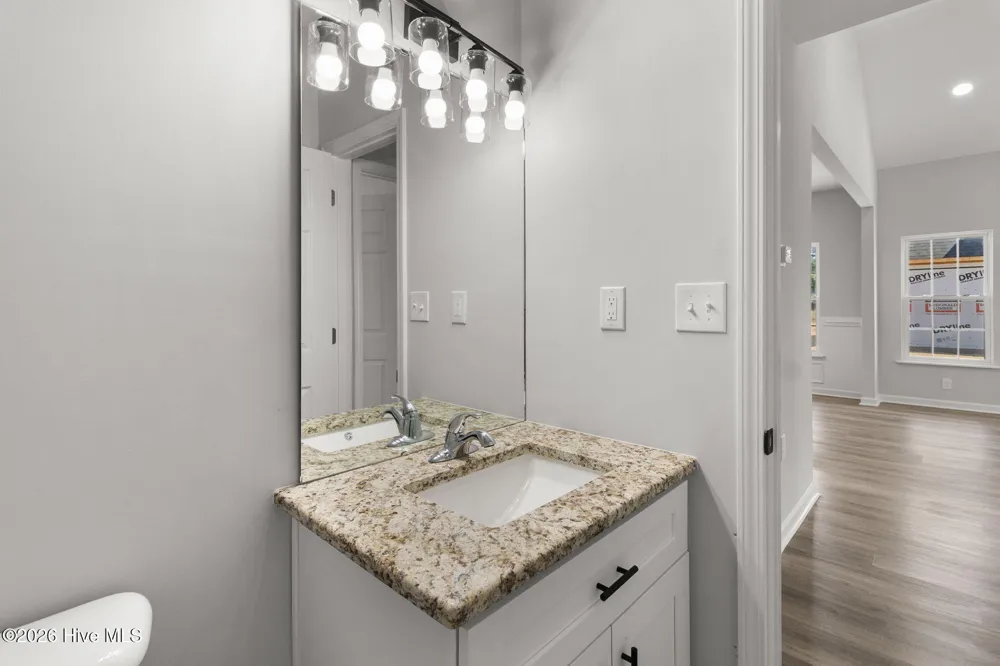 802 Holmes Street Clinton, NC 28328
