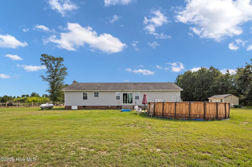 1435 Old Mintz Highway Roseboro, NC 28382