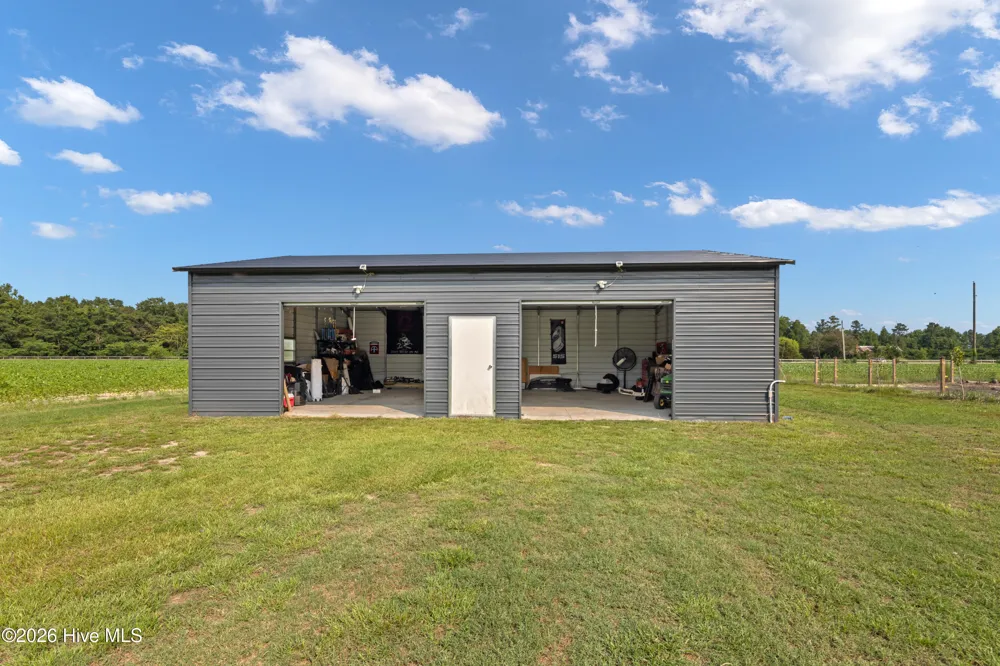 1435 Old Mintz Highway Roseboro, NC 28382