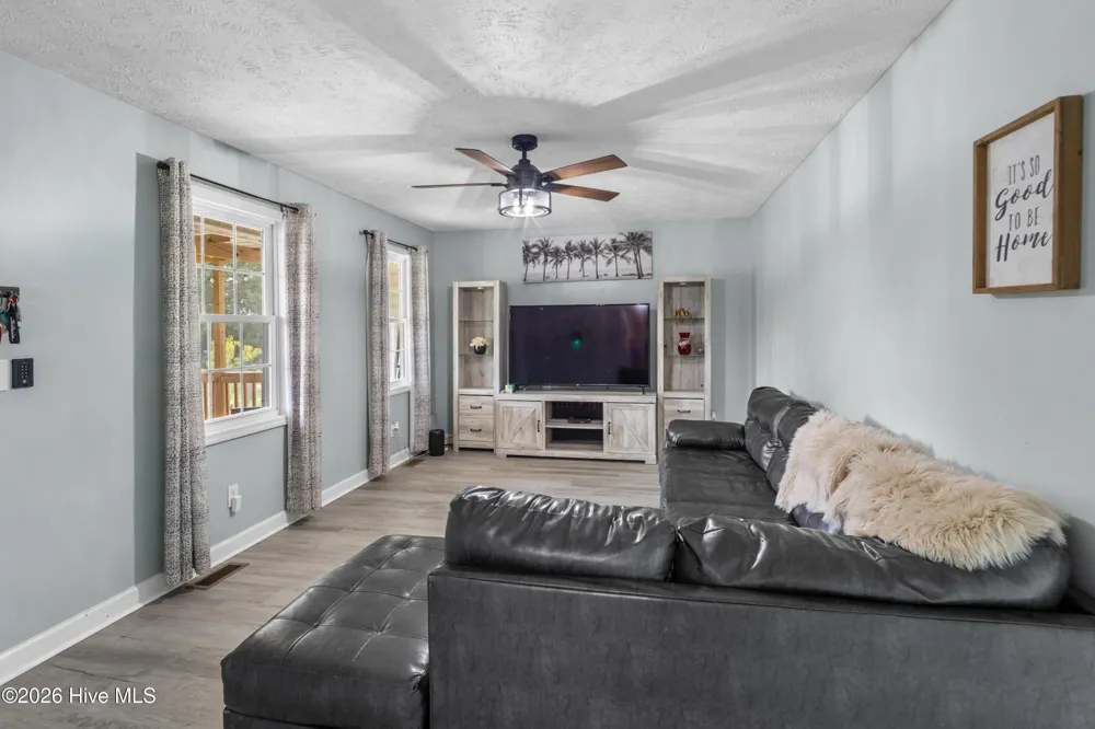 1435 Old Mintz Highway Roseboro, NC 28382