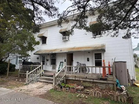106 9th Street