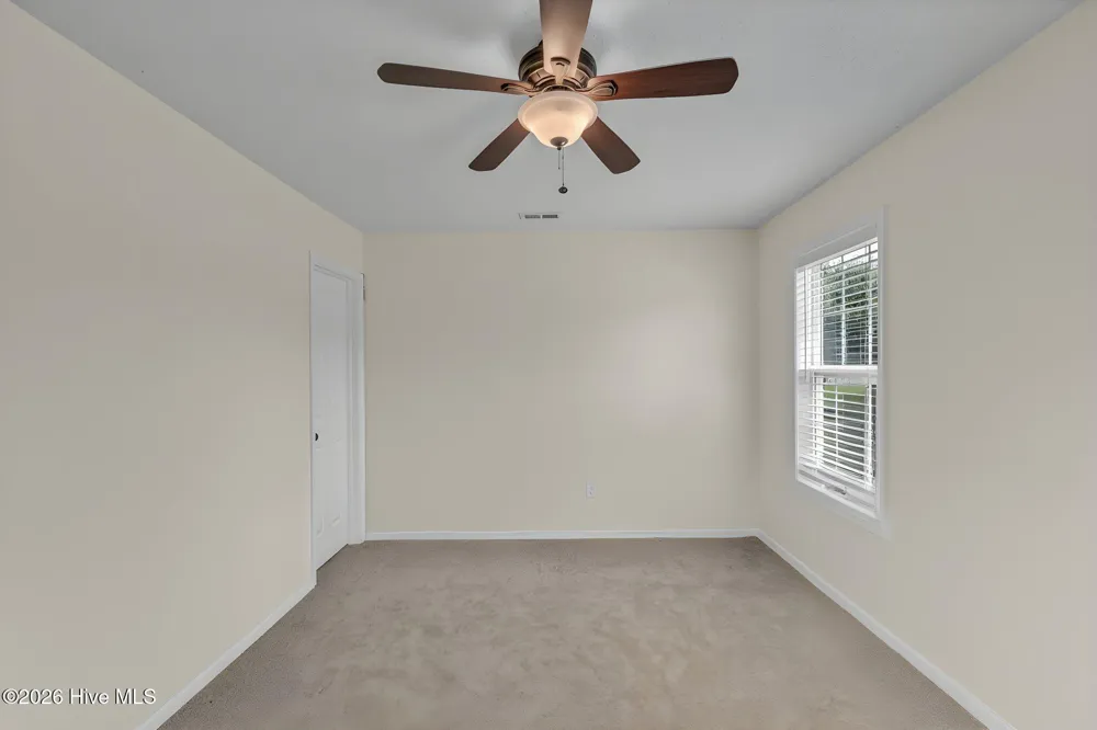 332 S End Road Knotts Island, NC 27950