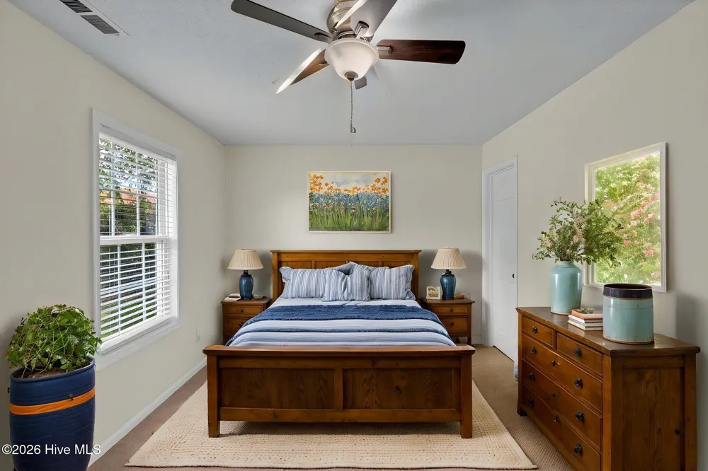 332 S End Road Knotts Island, NC 27950