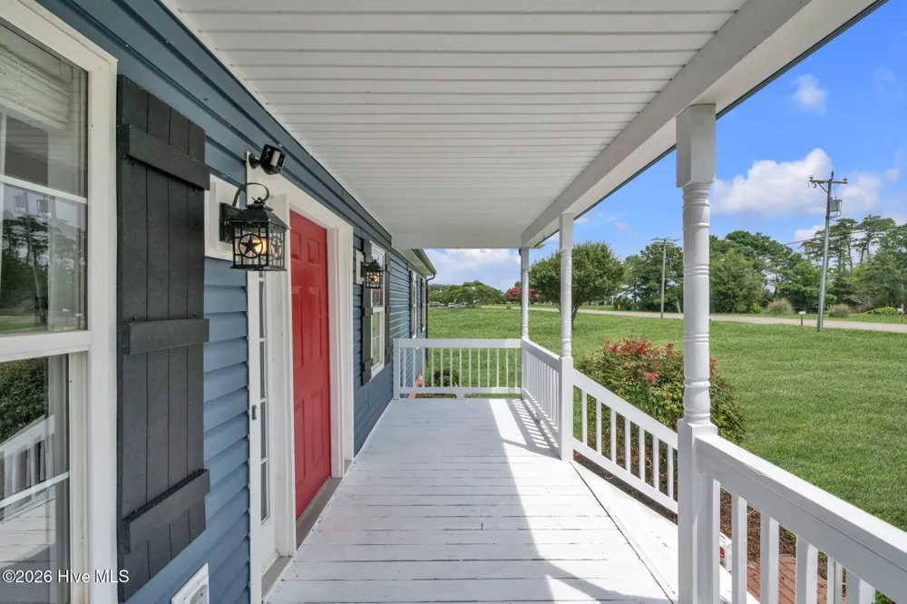 332 S End Road Knotts Island, NC 27950