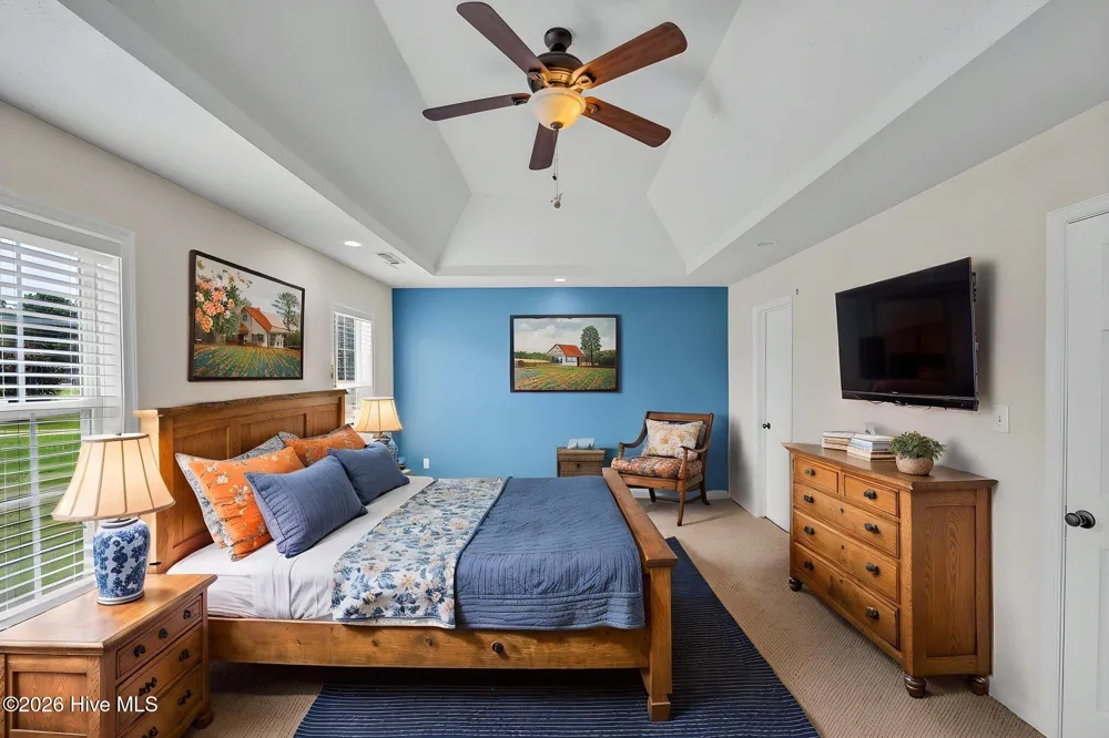 332 S End Road Knotts Island, NC 27950