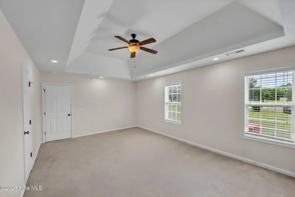 332 S End Road Knotts Island, NC 27950