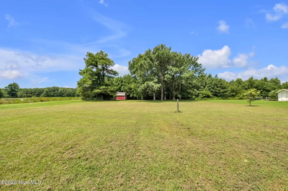 332 S End Road Knotts Island, NC 27950