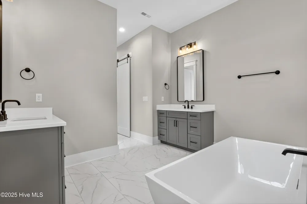 108 Whispering Pine Lane Holly Ridge, NC 28445
