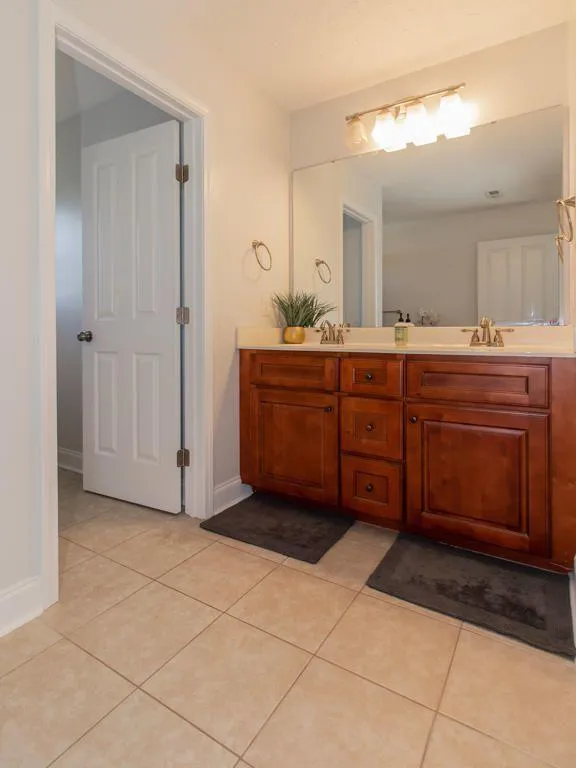 121 Lightwater Drive Aberdeen, NC 28315