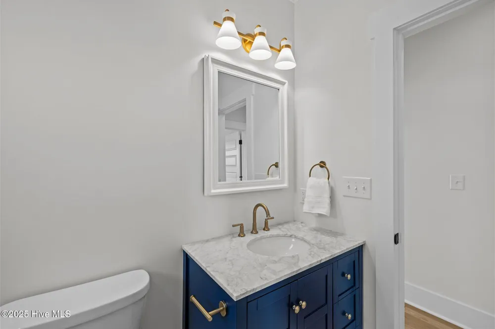 325 Anson Road Beaufort, NC 28516