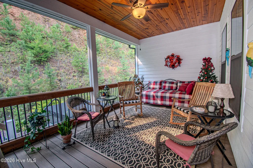 1455 Upper Peachtree Road Murphy, NC 28906