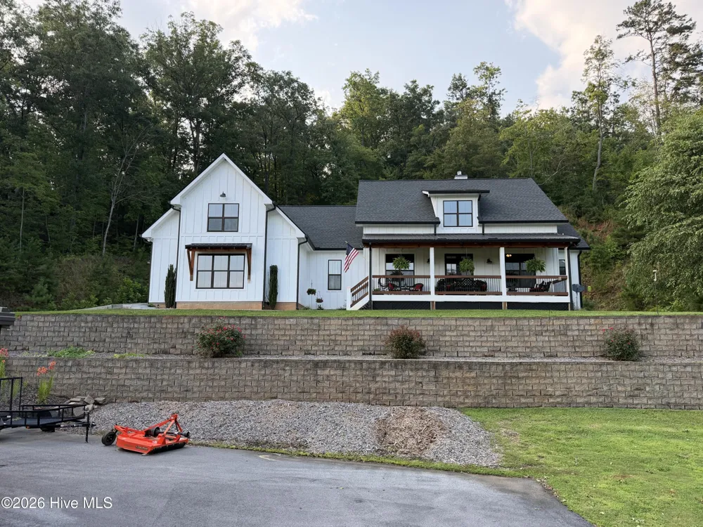 1455 Upper Peachtree Road Murphy, NC 28906