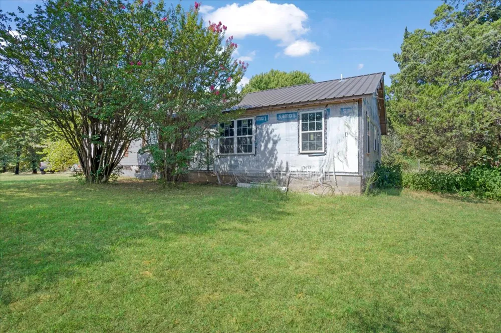 699 McLean Road Durant, OK 74701