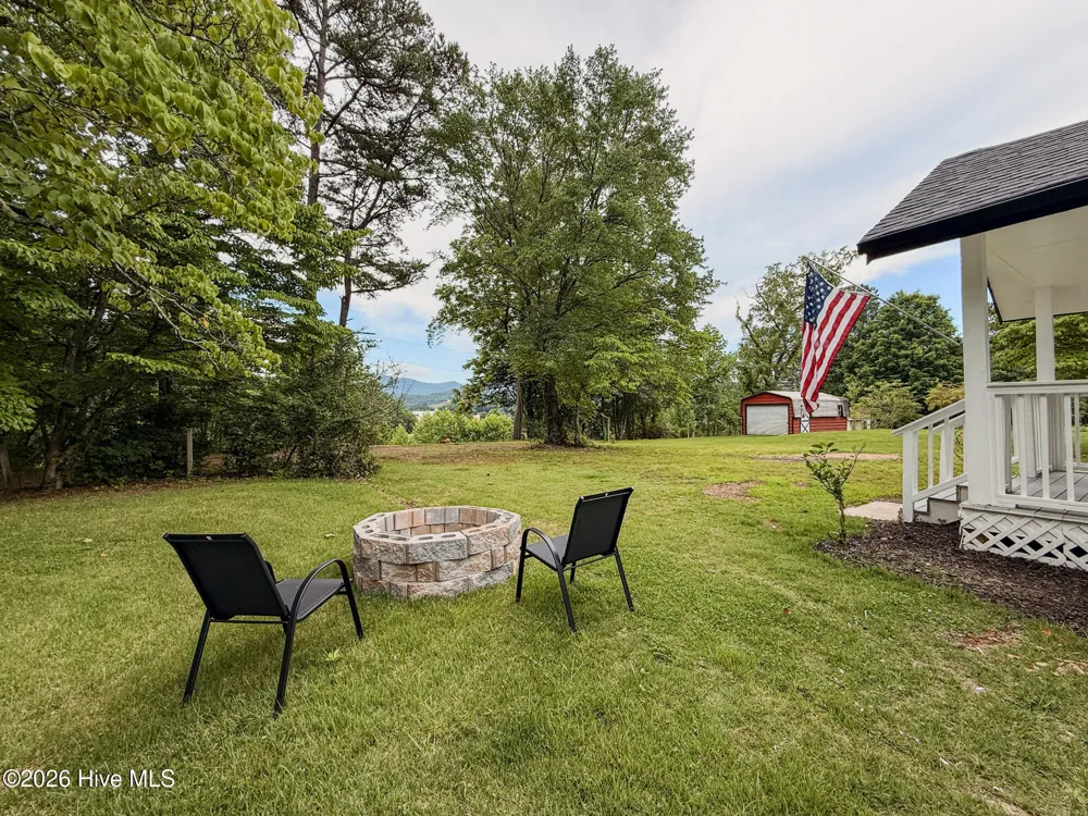 22 Gardenia Way Blairsville, GA 30512