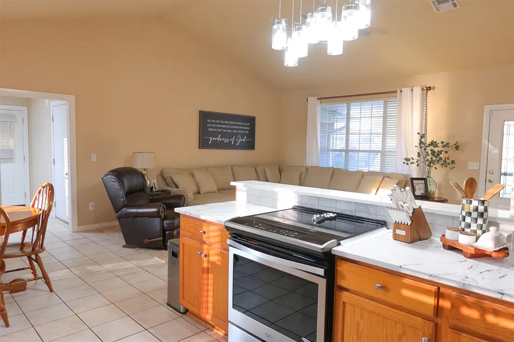 563 Abshire Circle Ardmore, OK 73401