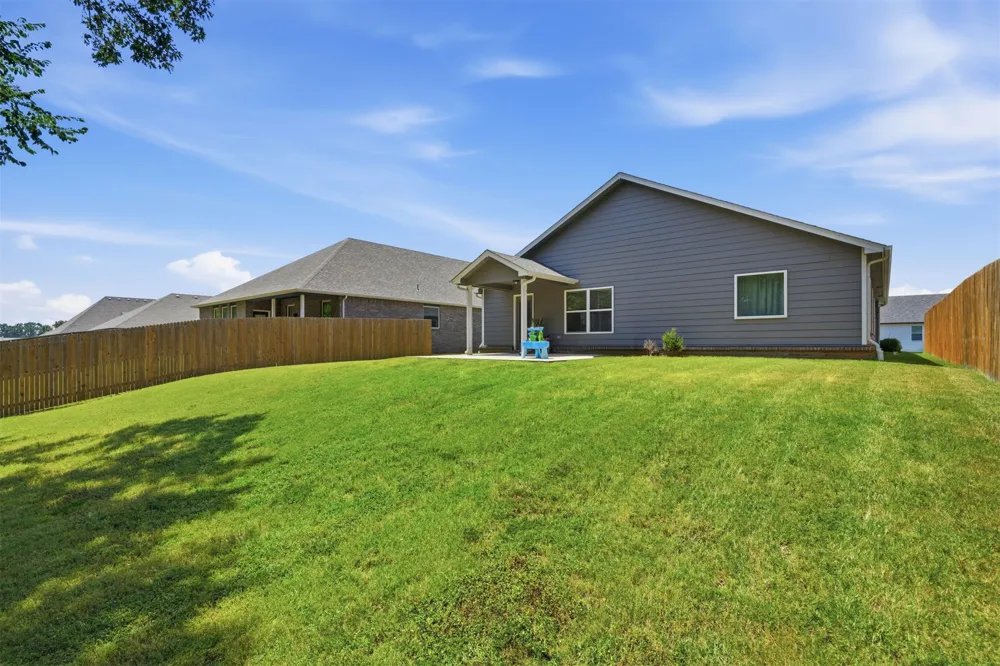 7423 S Walnut Avenue Broken Arrow, OK 74011