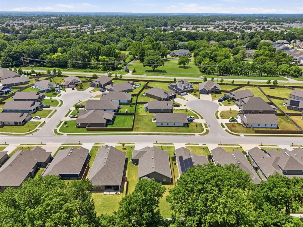 7423 S Walnut Avenue Broken Arrow, OK 74011