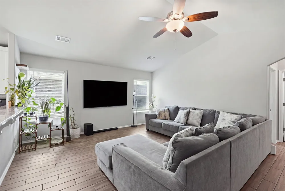 7423 S Walnut Avenue Broken Arrow, OK 74011