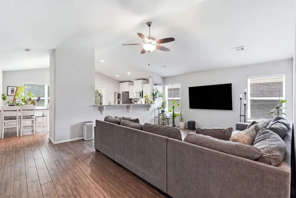 7423 S Walnut Avenue Broken Arrow, OK 74011