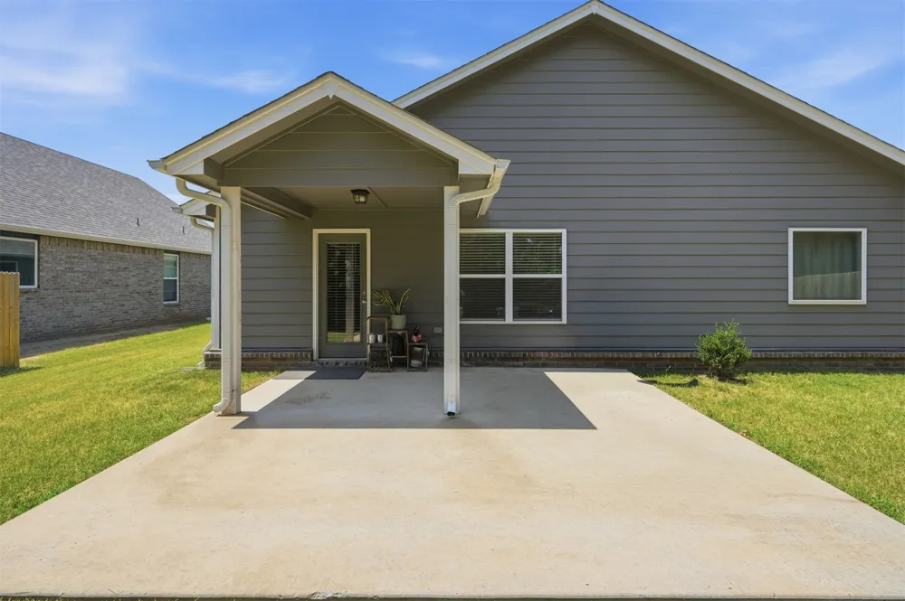 7423 S Walnut Avenue Broken Arrow, OK 74011
