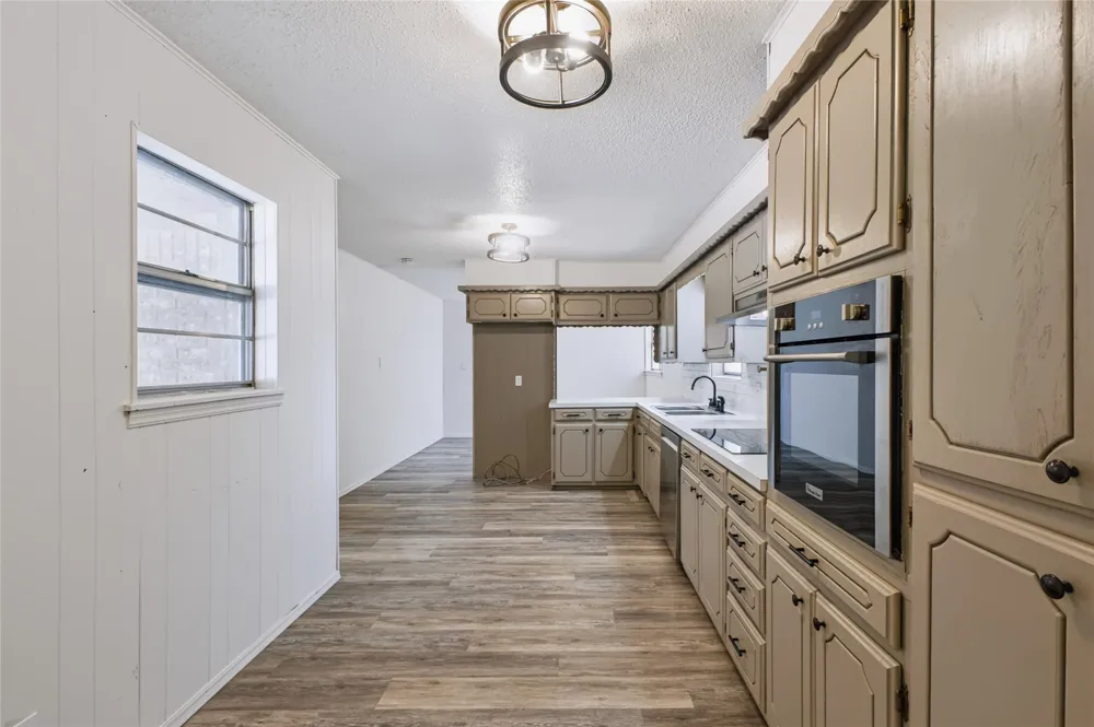 130 W Gist Avenue Roff, OK 74865