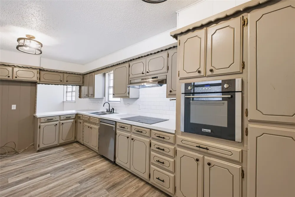 130 W Gist Avenue Roff, OK 74865