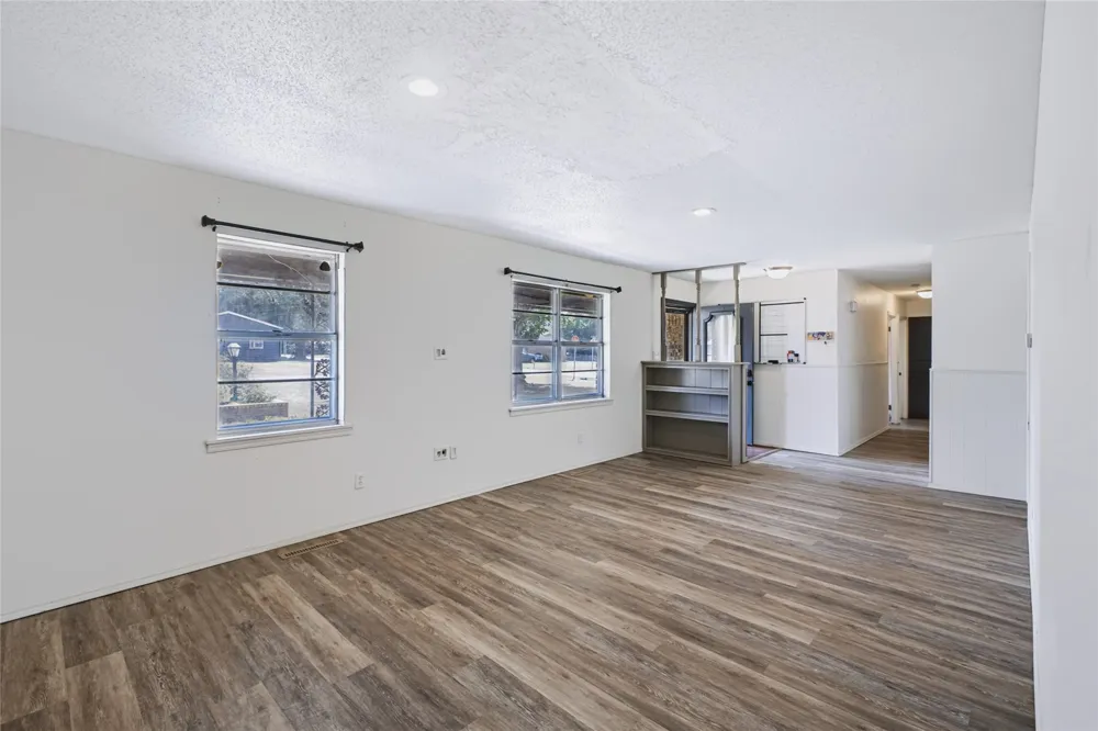 130 W Gist Avenue Roff, OK 74865