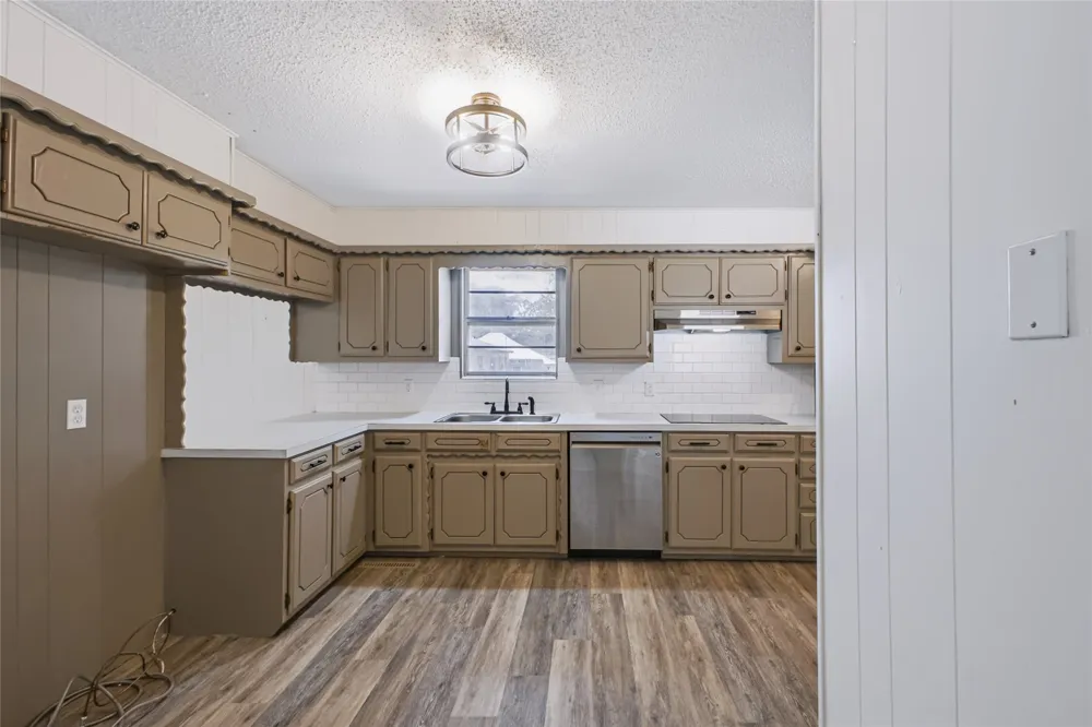 130 W Gist Avenue Roff, OK 74865