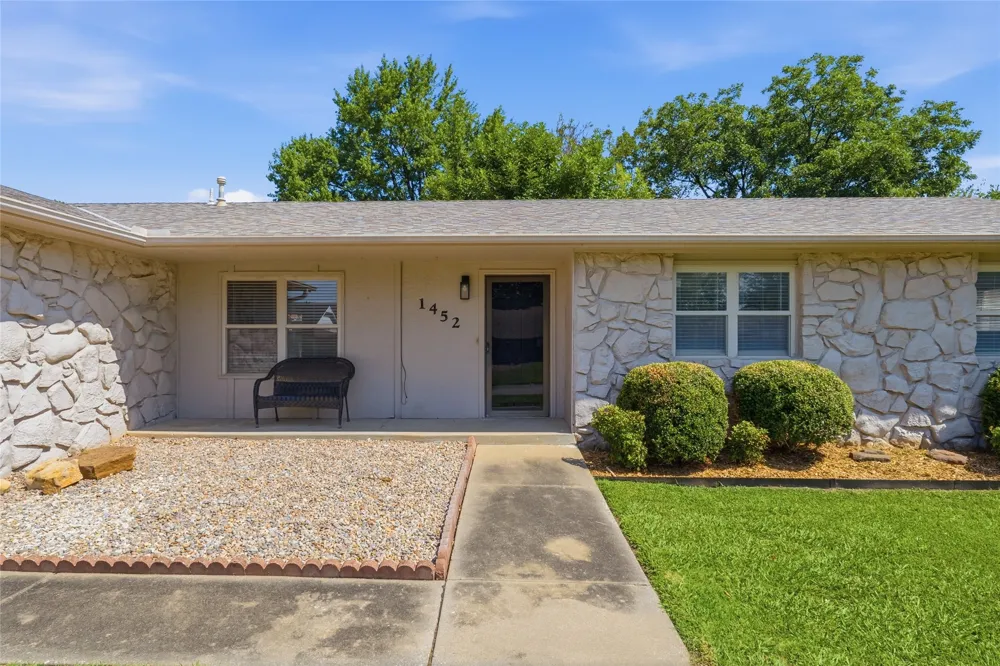 1452 Paradise Lane Claremore, OK 74017