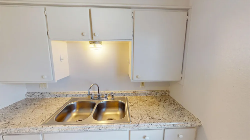 205 W Birch Street #7 Sperry, OK 74073