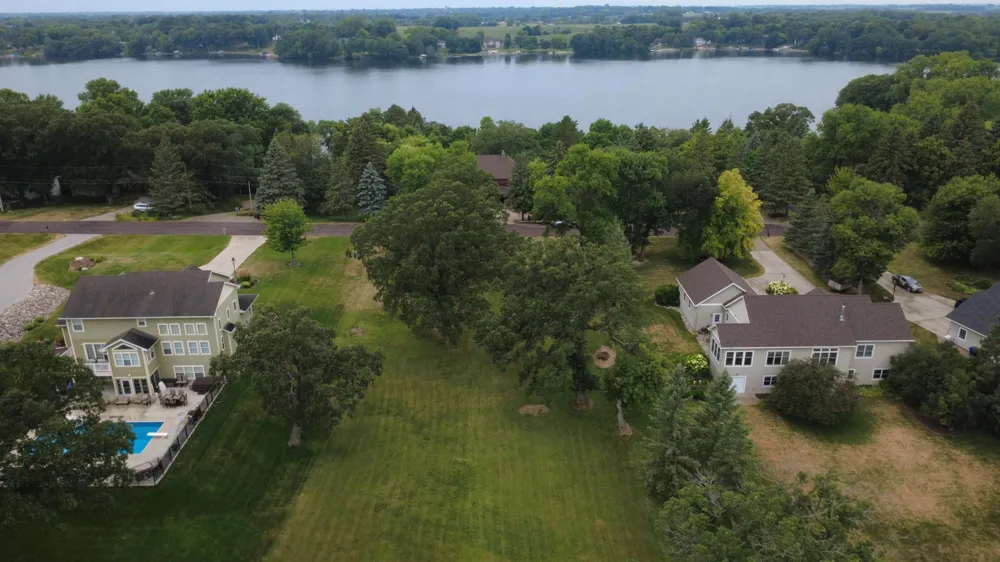 1806 Minnehuta Drive Fergus Falls, MN 56537